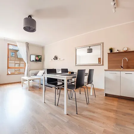 Park, Sun & Snow * Мельно